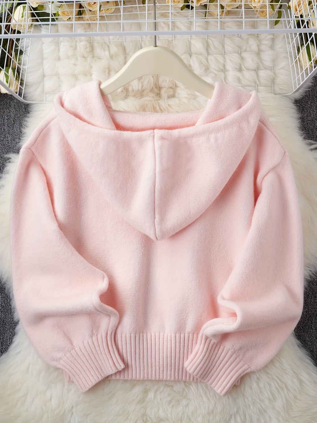 Women's Oversized Hooded Sweatshirt with Red Heart Patch - Cozy Long Sleeve Pullover, Medium Stretch Fabric, Drawstring Hood & Ribbed Cuffs for Fall Winter Casual Wear, Seasonal Wardrobe, Chic Pullover, Durable Construction,