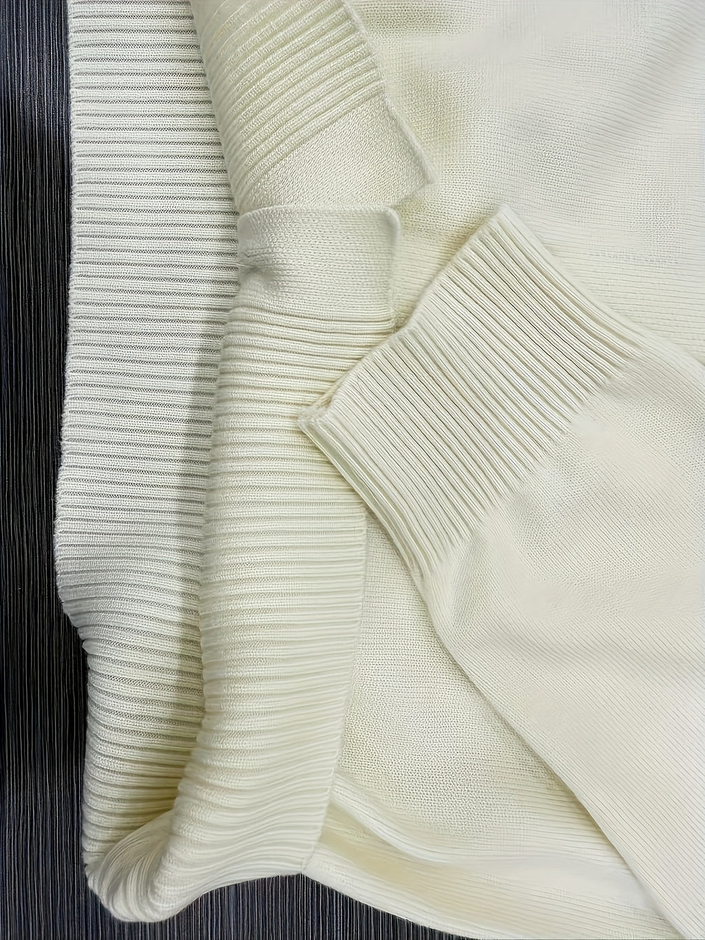 Women's Trendy Elegant and Stylish White Cardigan Sweater for Autumn/Winter, Machine Washable Hand Washable