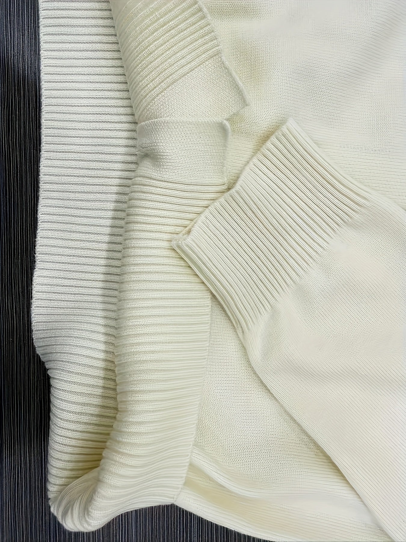 Women's Trendy Elegant and Stylish White Cardigan Sweater for Autumn/Winter, Machine Washable Hand Washable