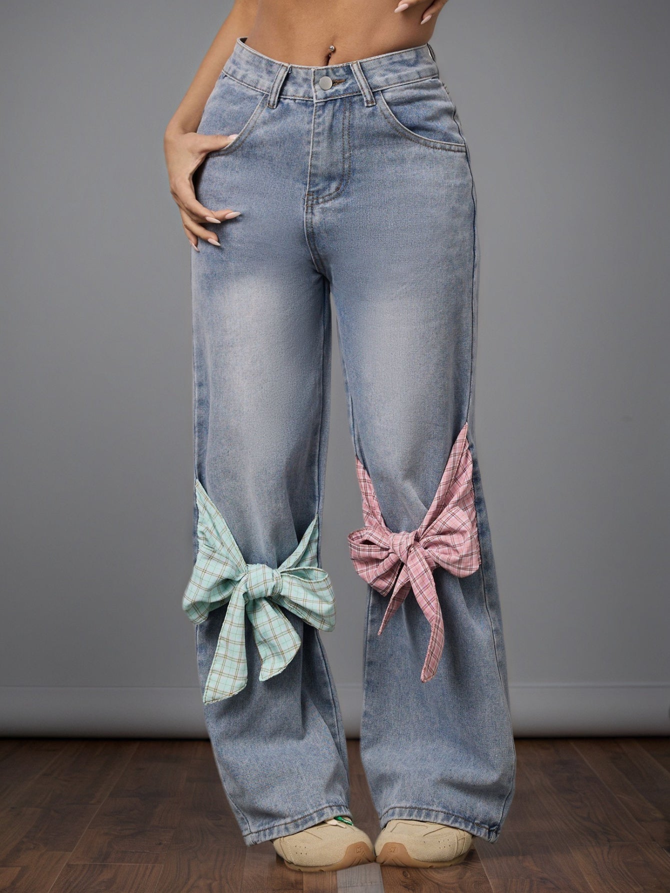 Light Wash Wide-Leg Jeans with Plaid Bow Accents