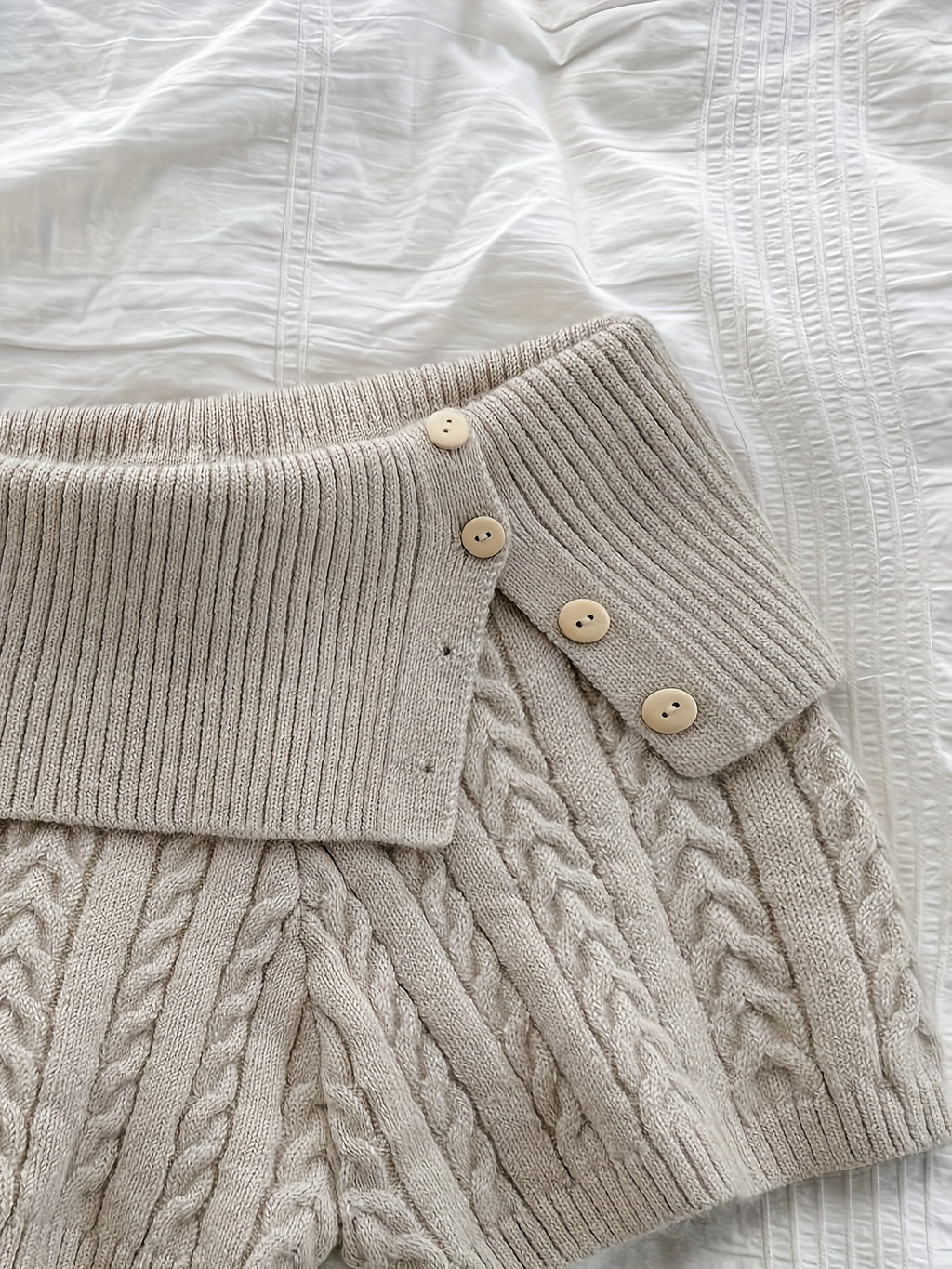 Lapel Button Waist Sweater Shorts