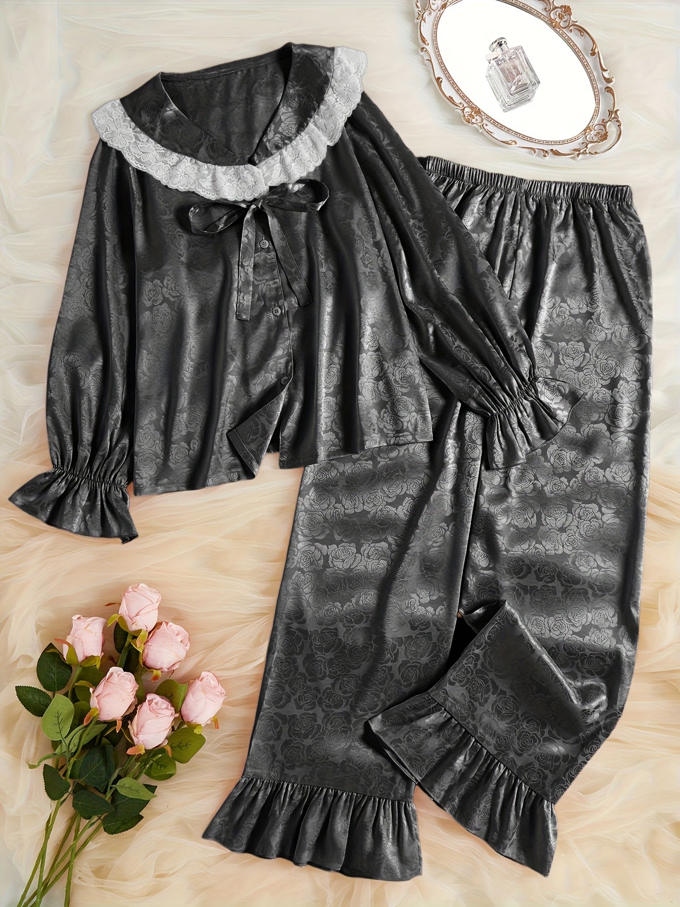 Jacquard Texture Color Block Soft Lace Pajama Set