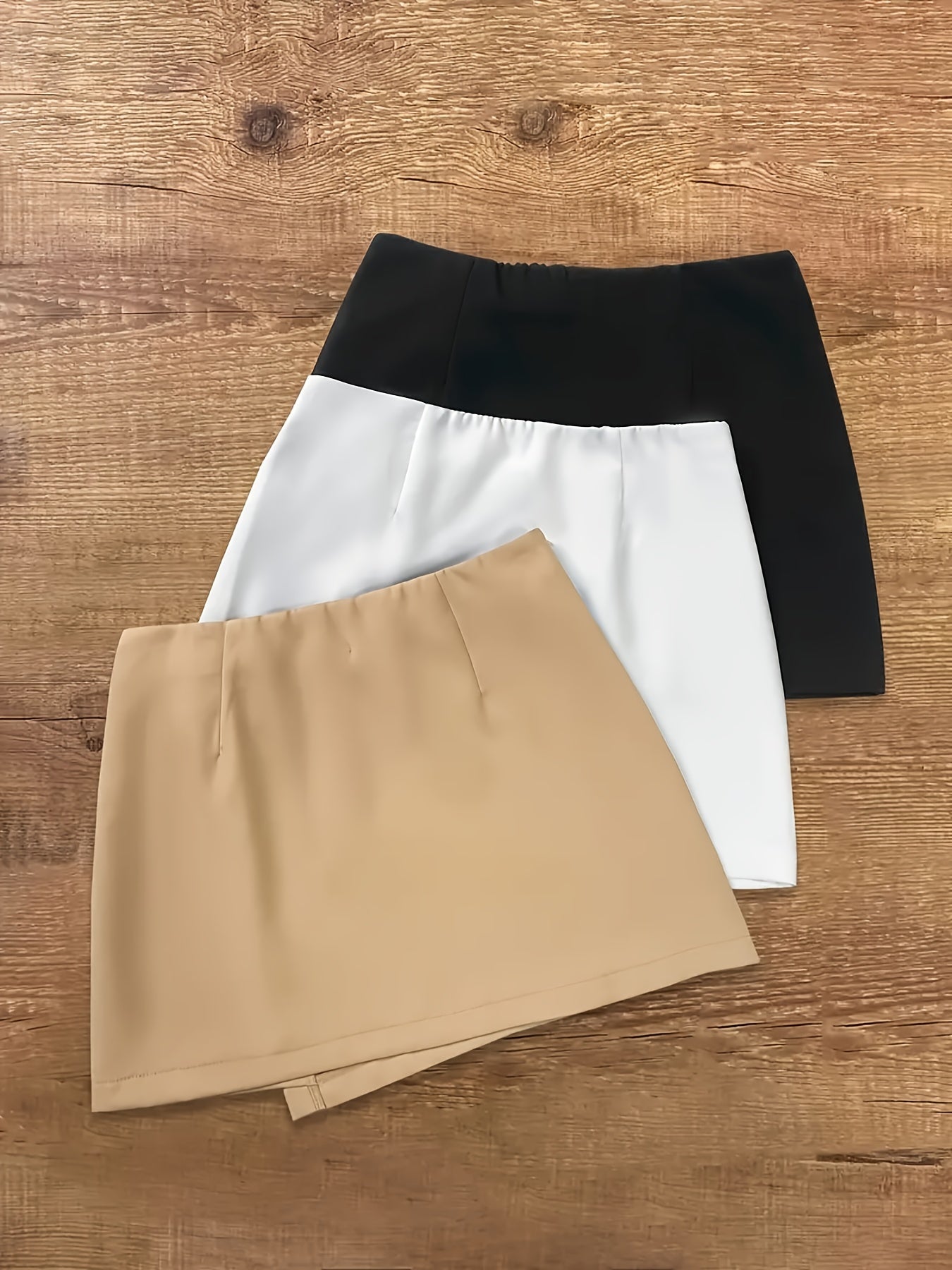 A-Line Short Skirt with Zipper Closure