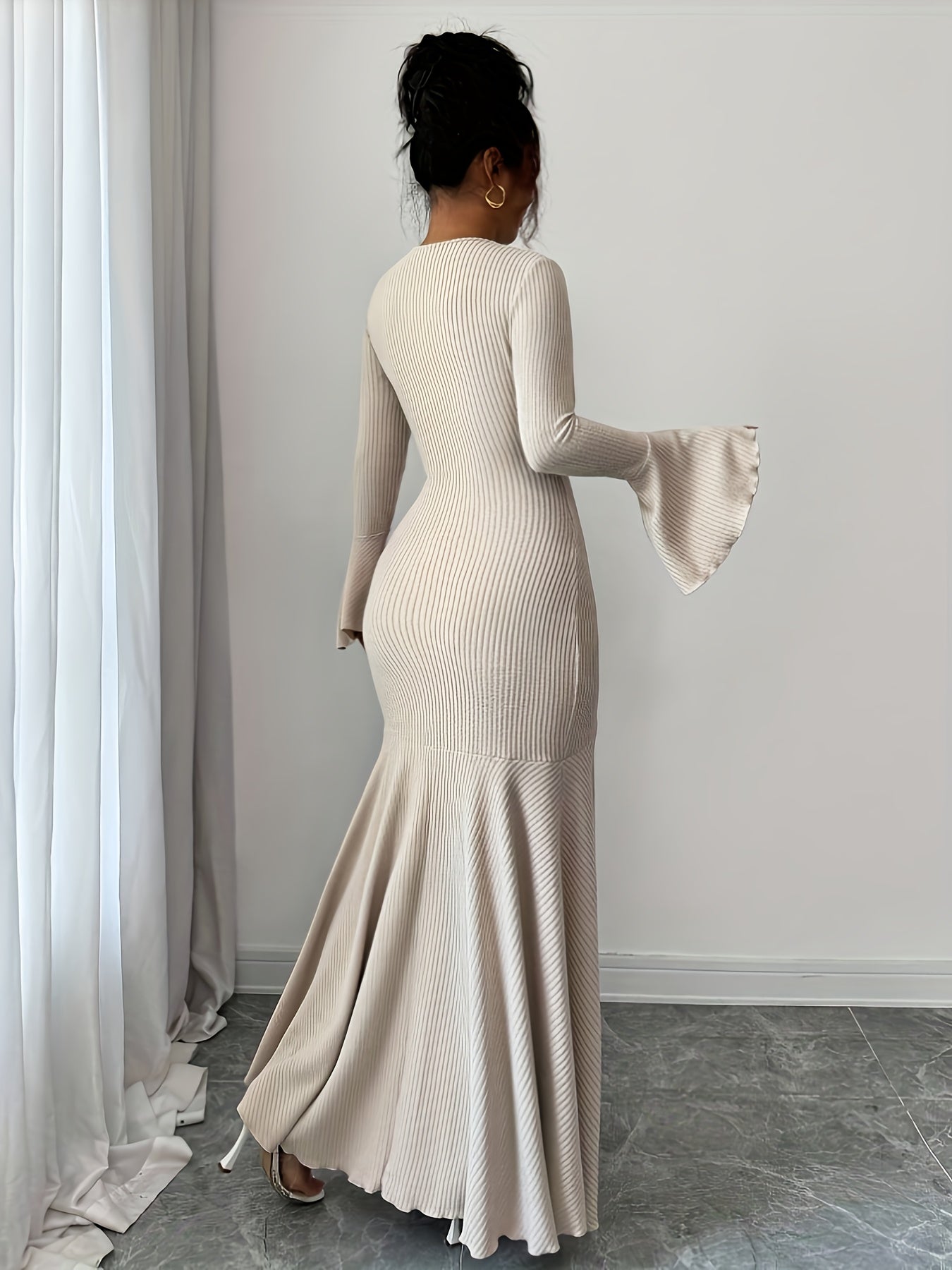 Elegant Long Sleeve Maxi Dress