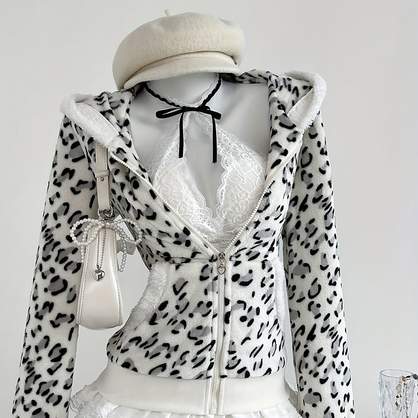 1pc Women'S Soft Fleece Hooded Jacket with & Leopard Print - Cozy Winter Warmth, Full-Zip Casual Outerwear, // Animal Pattern, Machine Washable