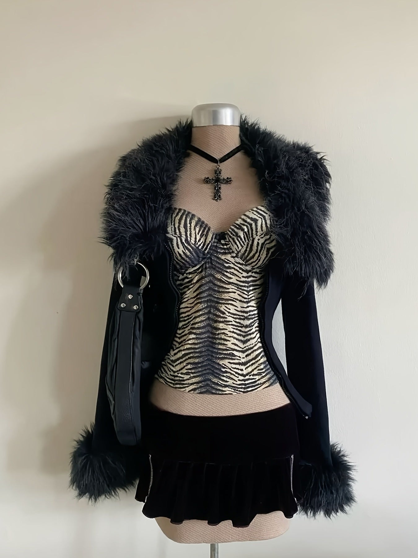 Women'S Y2K Full-Zip Faux Fur Collar Jacket - Elegant Winter Coat with Full-Zip Front Closure, Soft Faux Fur Trim & Full-Length Zipper, Casual To Formal Outerwear For Daily Wear, Parties, Winter Jacket, Party Outfit, Stylish