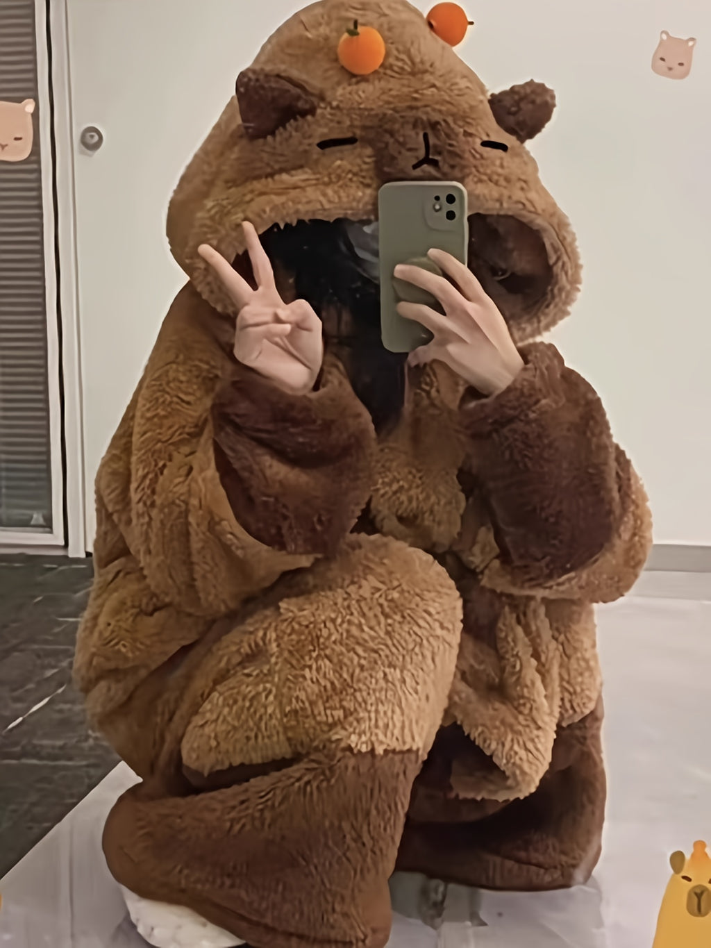 Capybara Long-Sleeved Plush Dress Robe