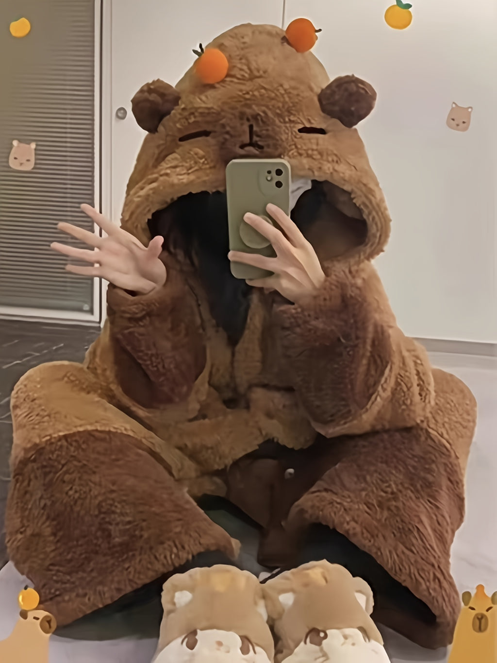 Capybara Long-Sleeved Plush Dress Robe