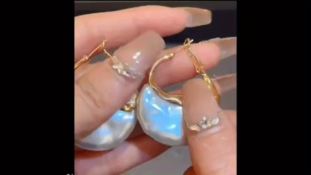 High-end Temperament Irregular Earrings