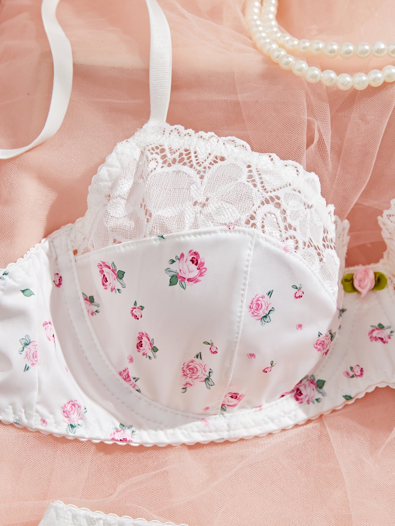 Lingerie Set with Contrast Lace Trim