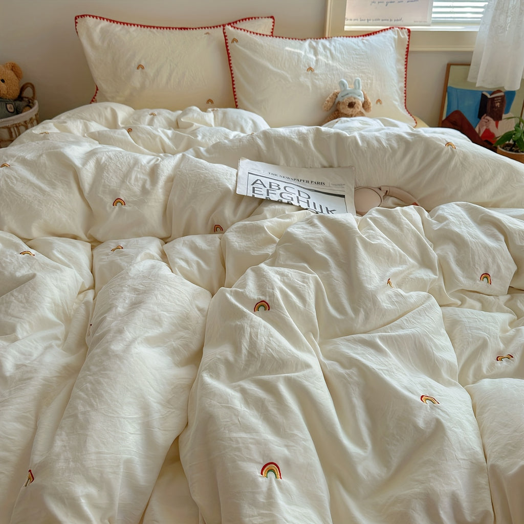 {4pcs} Shell-Edge Embroidery Duvet Set