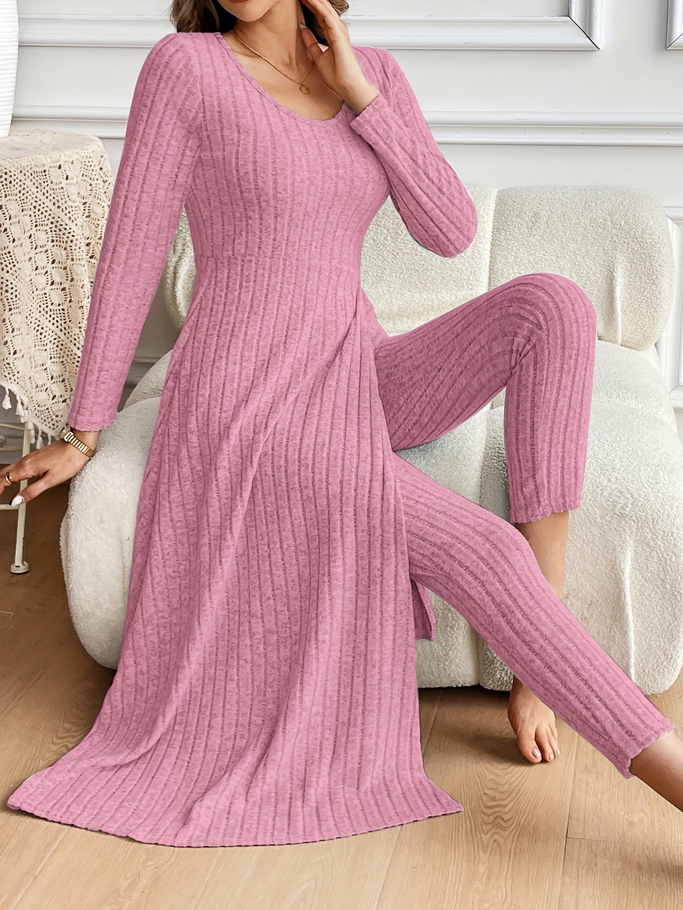 Two-piece Set of Ribbed Long-sleeved Top and Pants