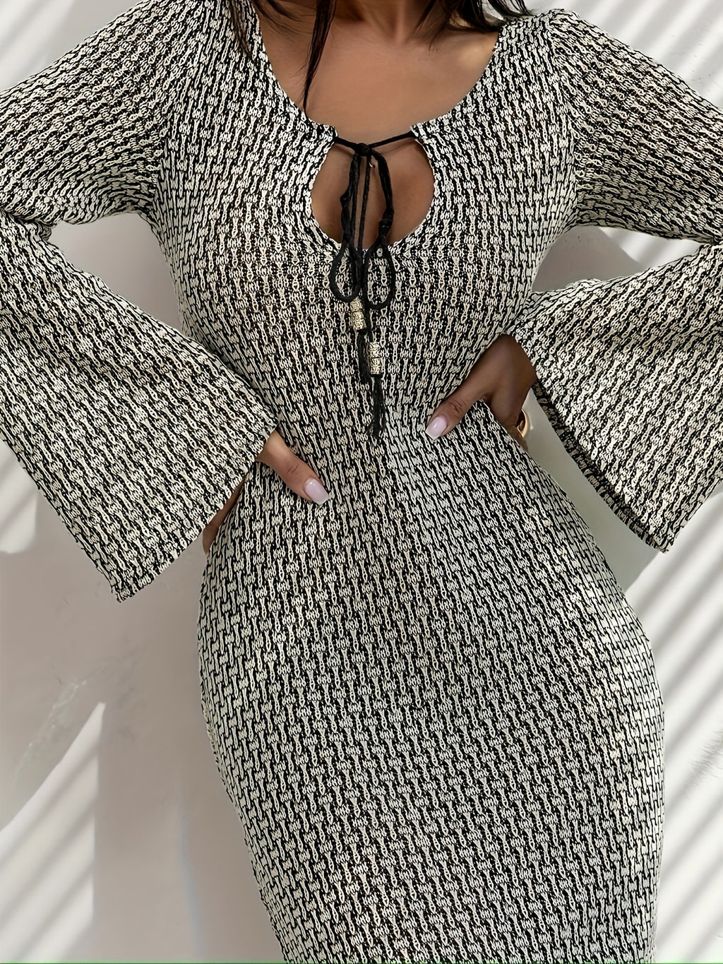 2025 Spring Summer Autumn Women'S New Deep Round Neck Beaded Embellished Lace-up Long Sleeve Dress Long Skirt Draping Design Sensational Ethnic Style Bohemian Style Pattern Print Simple Sexy Elegant Style Fabric Comfortable V