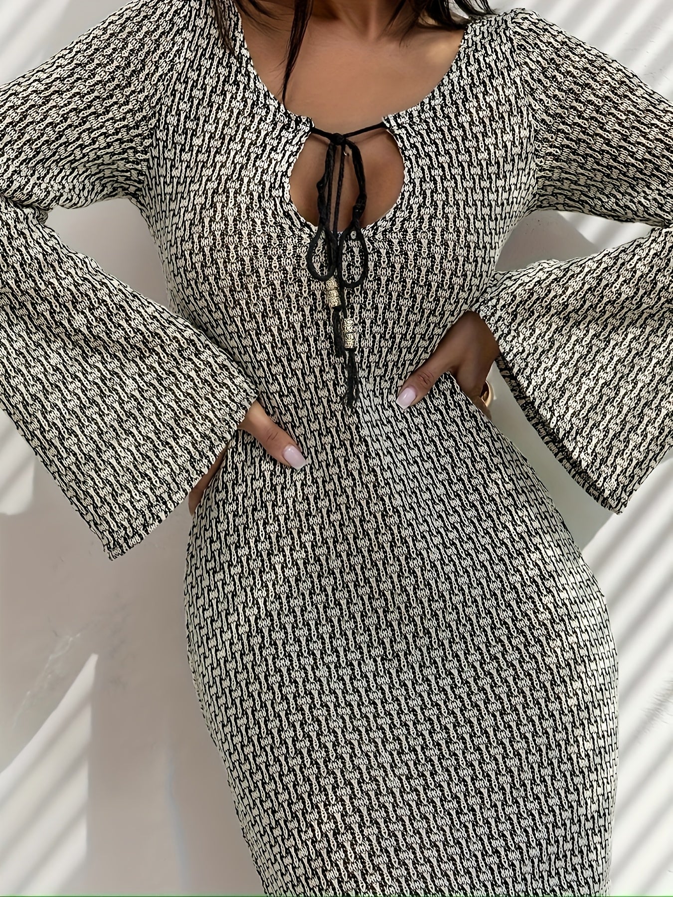 2025 Spring Summer Autumn Women'S New Deep Round Neck Beaded Embellished Lace-up Long Sleeve Dress Long Skirt Draping Design Sensational Ethnic Style Bohemian Style Pattern Print Simple Sexy Elegant Style Fabric Comfortable V