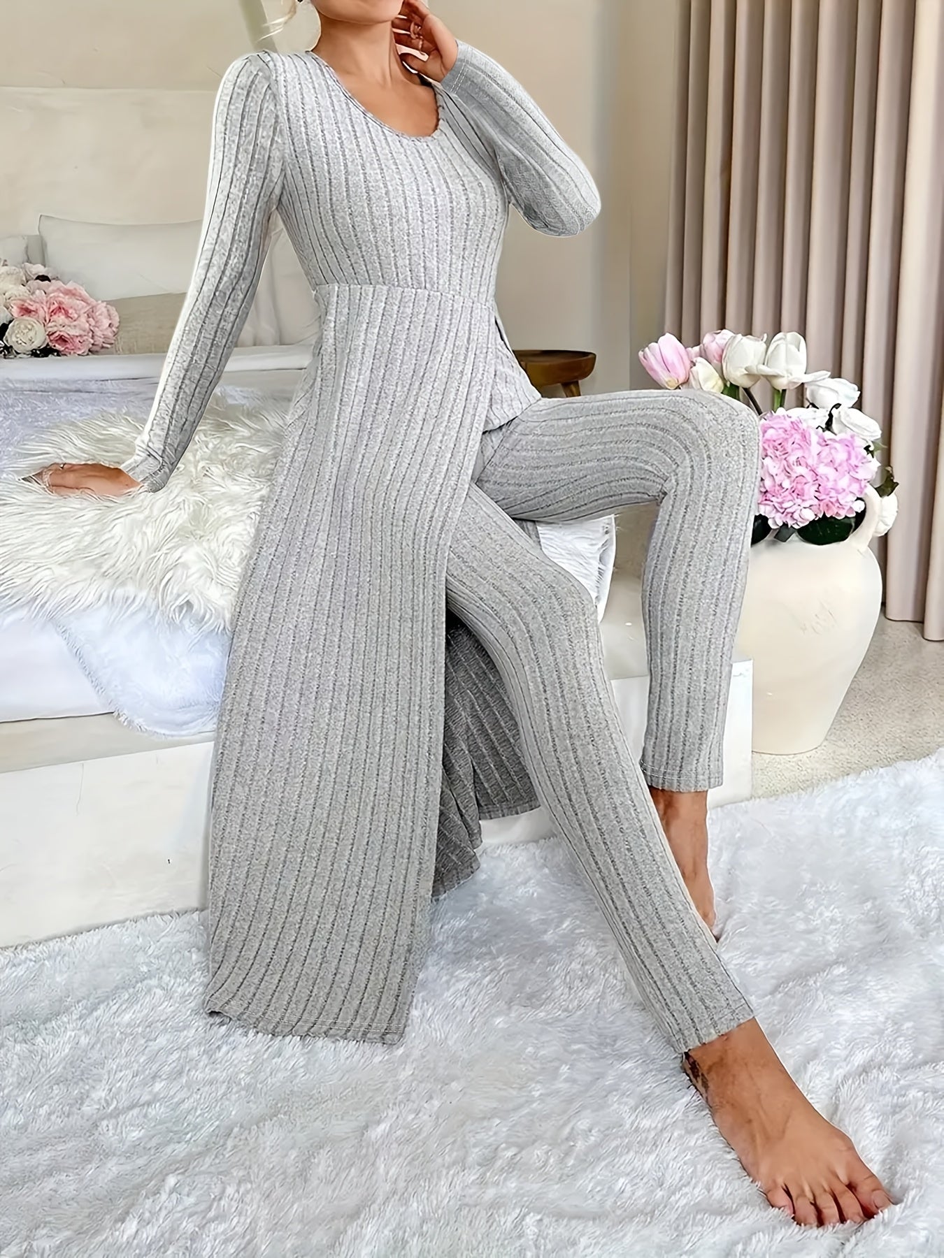 Two-piece Set of Ribbed Long-sleeved Top and Pants