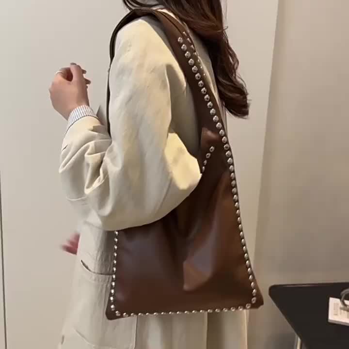 Women's Retro Punk Gothic Handbag - Edgy Shoulder Tote with Zipper Closure, White/Black Handheld Bag, Punk Style Purse for Casual & Formal Outfits, Durable Everyday Shoulder Bag