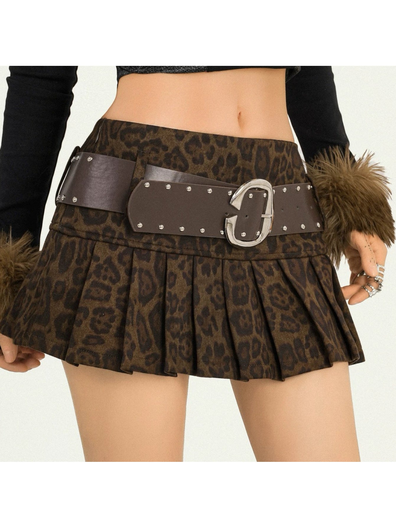 Leopard Print Pleated Skirt