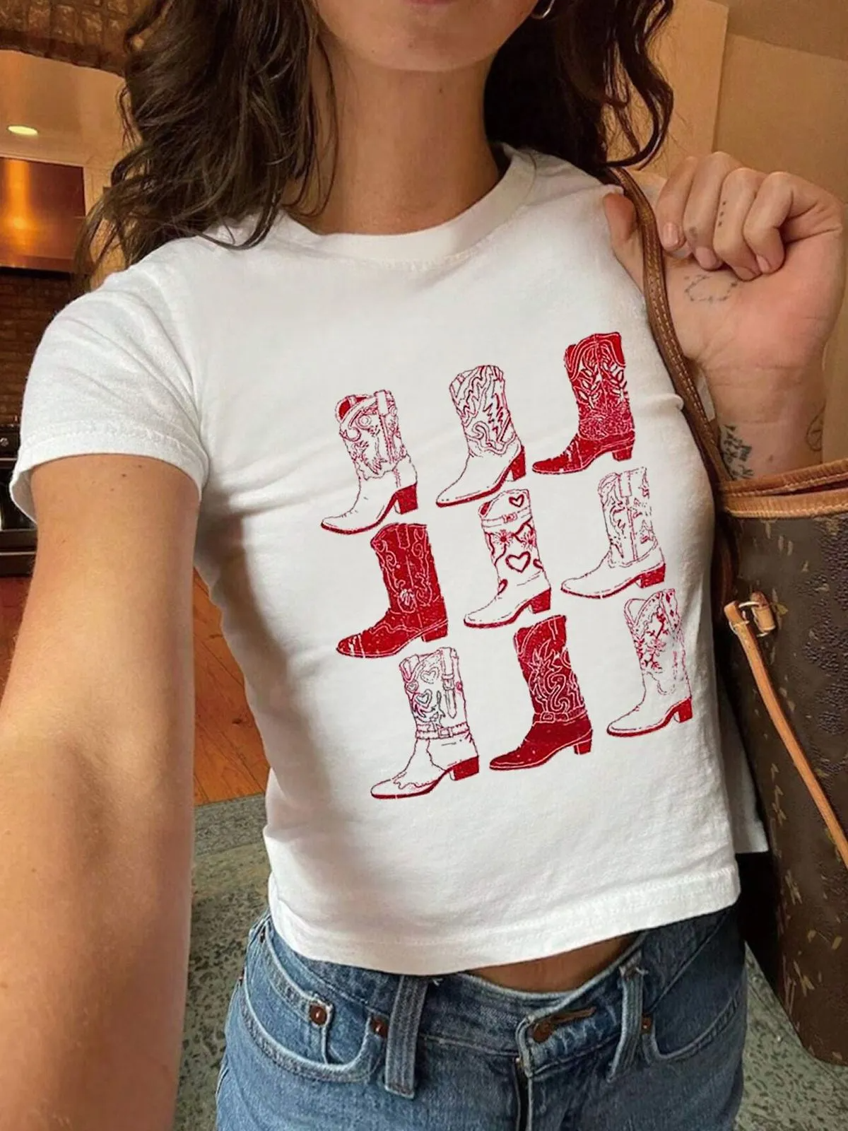 Slim-Fit Letter Cherry Printed Crop T-shirt