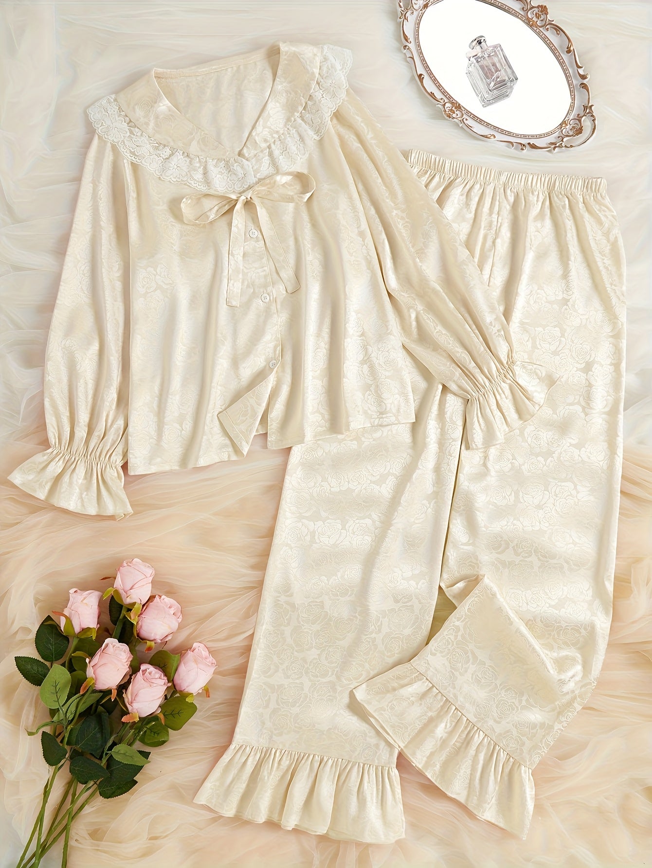 Jacquard Texture Color Block Soft Lace Pajama Set