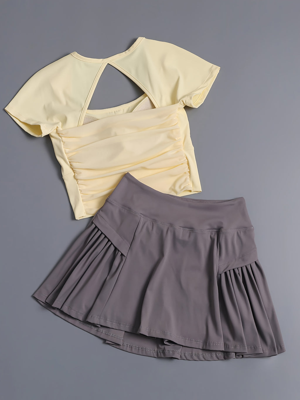 A Stylish Two-Piece Sports Outfit