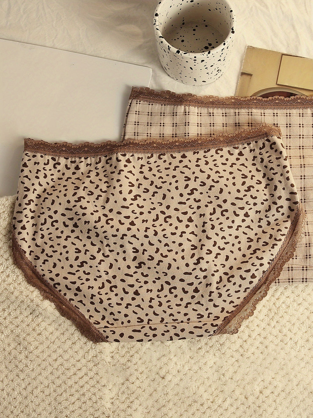 {6pcs} Mid-Rise Briefs - Leopard & Tiger Stripe Print Panties with Lace Trim