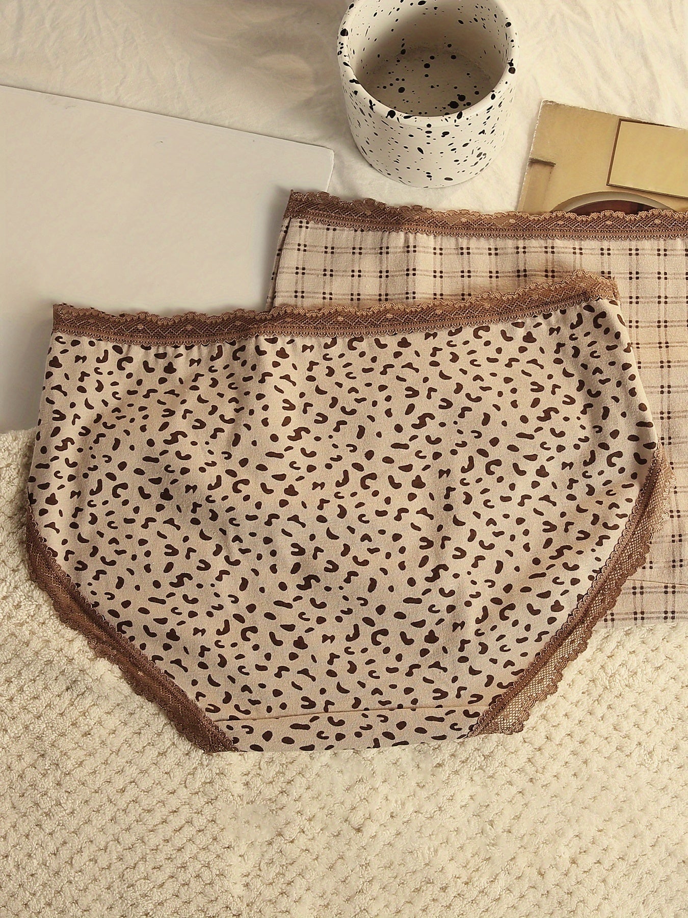 {6pcs} Mid-Rise Briefs - Leopard & Tiger Stripe Print Panties with Lace Trim