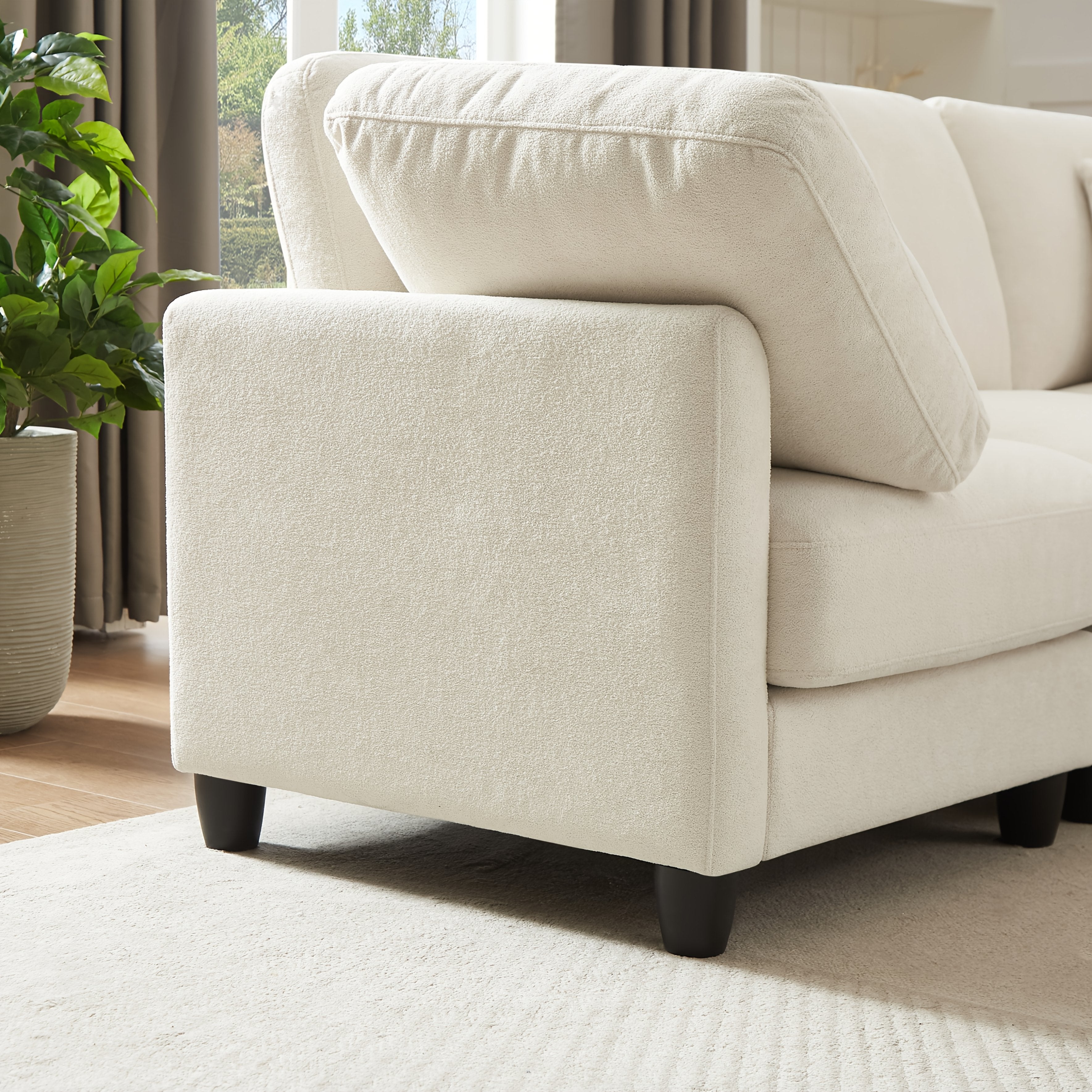 Seven-seater Modular Split Combination Sofa With 3 Small Pillows