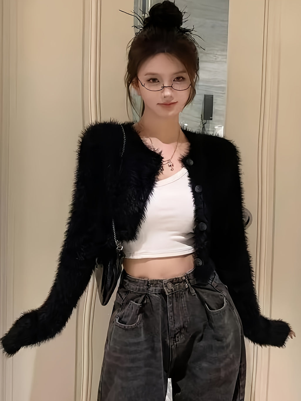 Women's Sexy Plush Cardigan - Black Faux Fur Trim Cropped Button-Front Sweater, Soft Warm Open Front Design for Spring/Autumn, Versatile Chic Layering Piece for Casual to Formal Outfits, Cardigan Sweater, Autumn Wardrobe, Tre