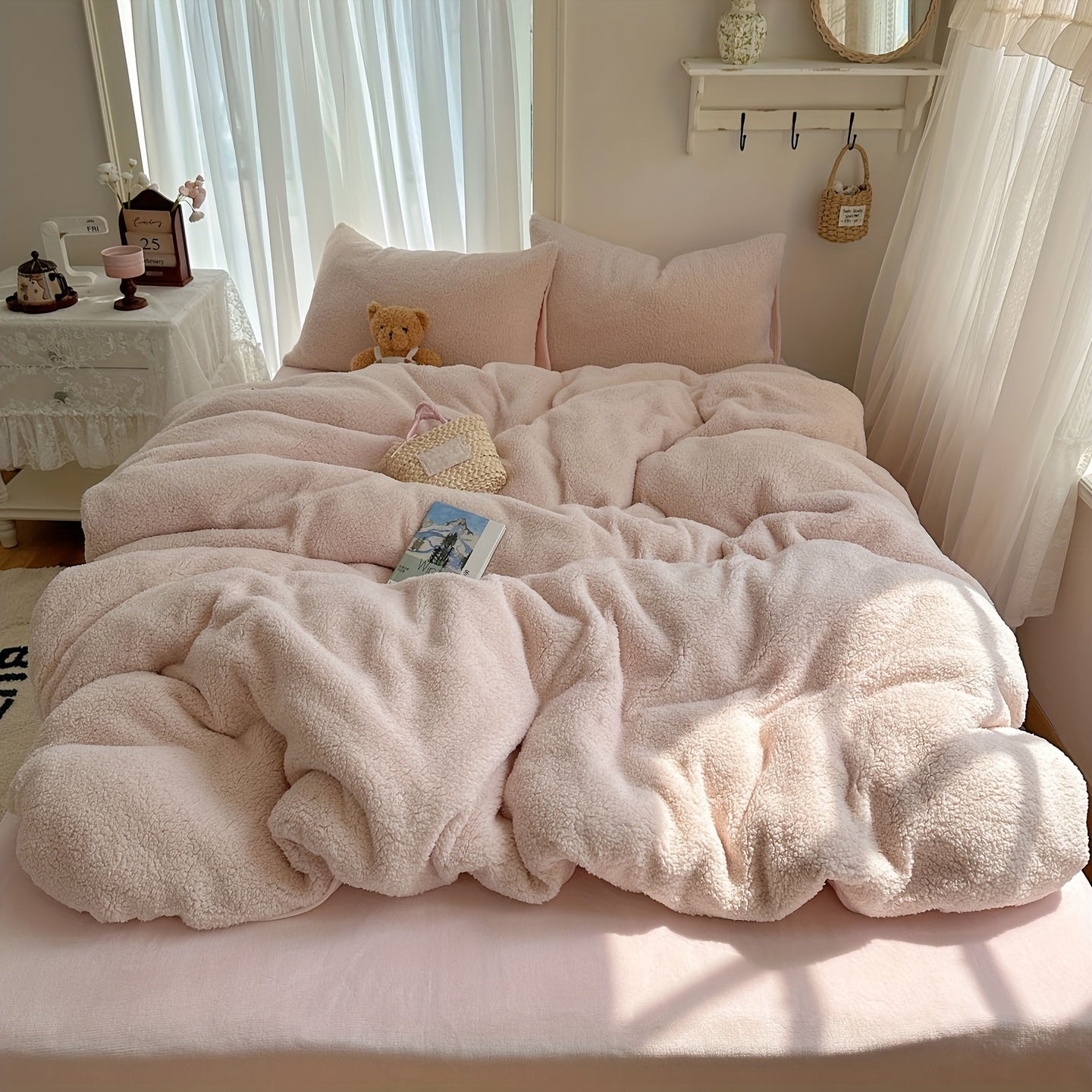 Milk Velvet Four-Piece Set (Duvet Cover*1 + Bed Sheet*1 + Pillowcase*1/2)