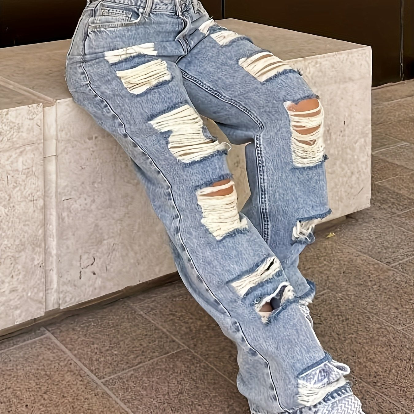 Straight Distressed Jeans