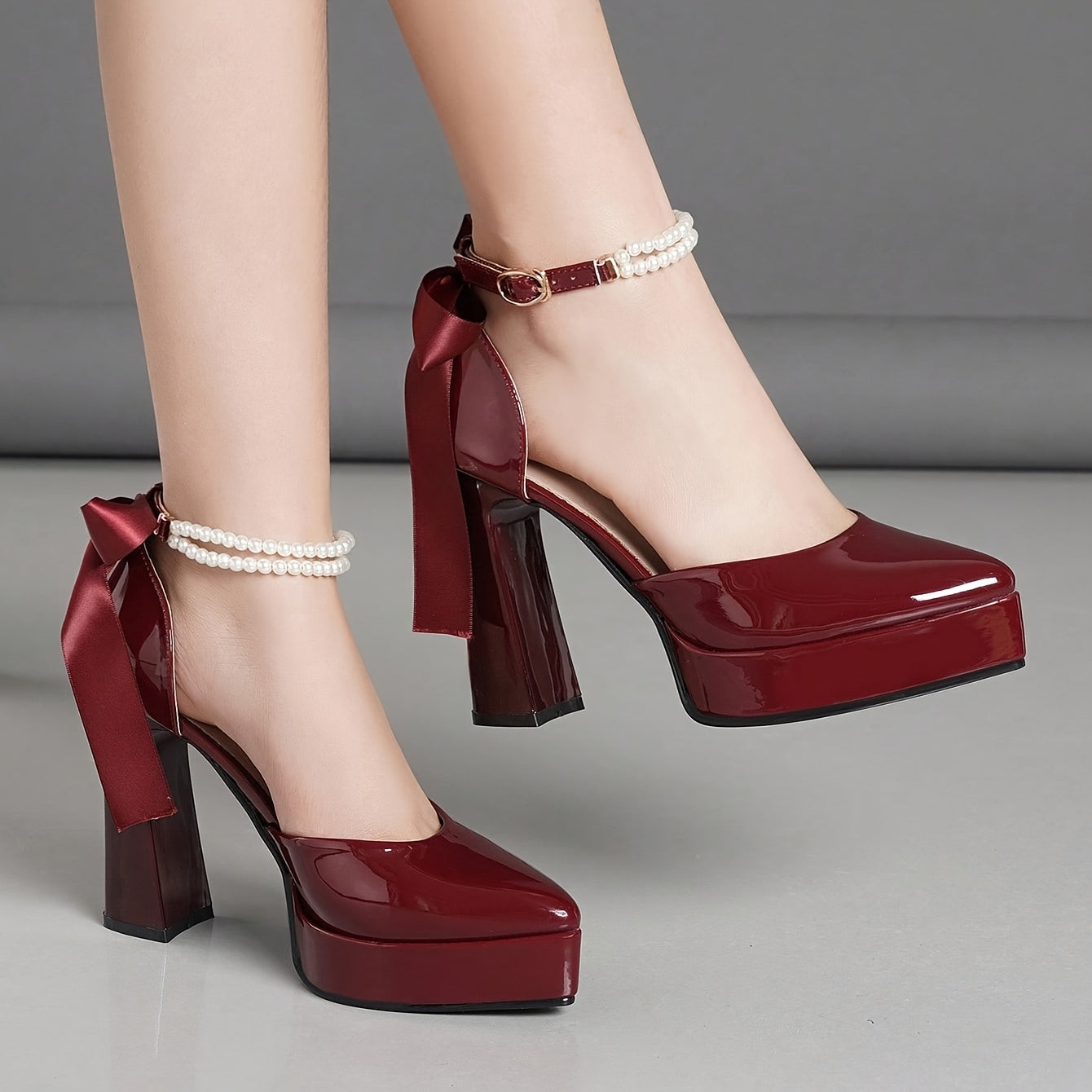 Pointed-Toe Stiletto Heels with Decorative Bow