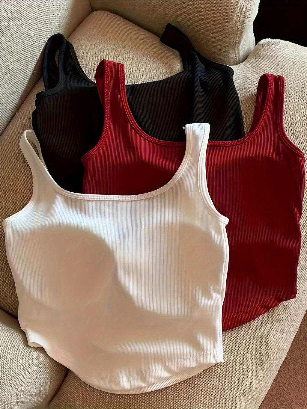3pcs Casual Knit Fabric Sleeveless Tops with Built-In Non-removable Padding