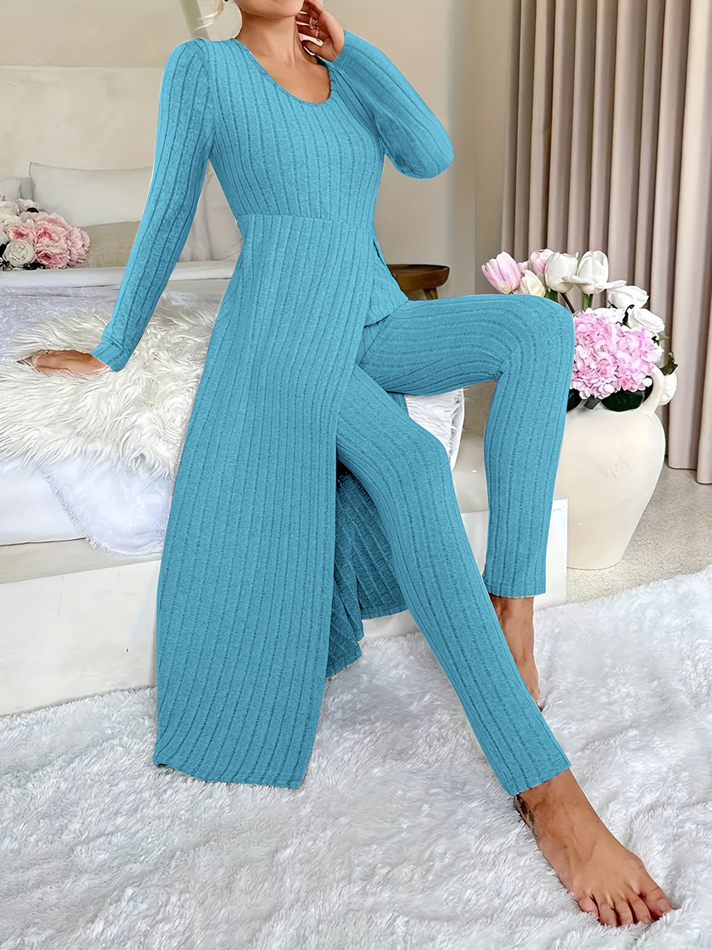 Two-piece Set of Ribbed Long-sleeved Top and Pants