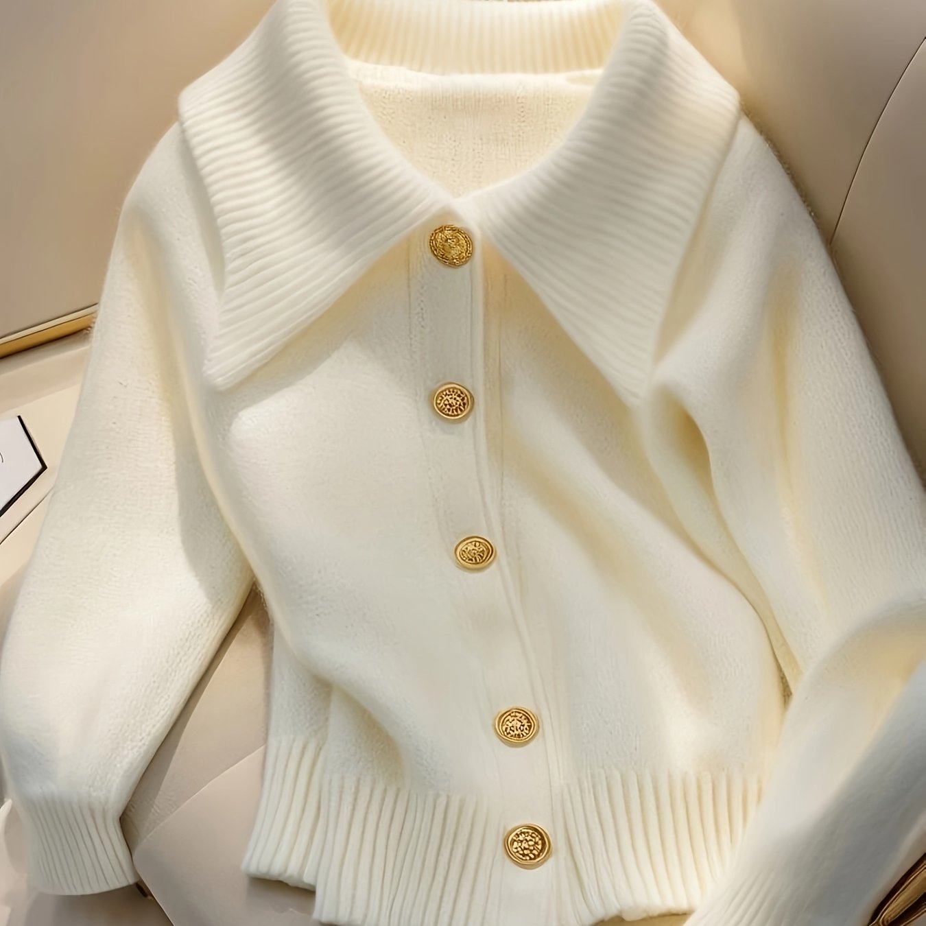 Women's Trendy Elegant and Stylish White Cardigan Sweater for Autumn/Winter, Machine Washable Hand Washable