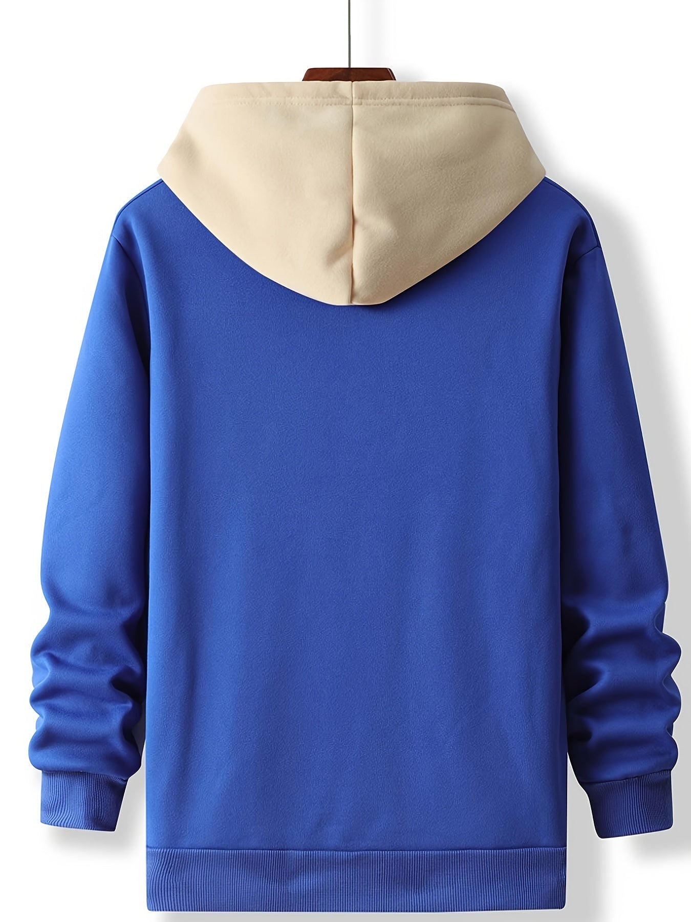 Casual Polyester Hoodie with Black Cat Eating Ramen Print