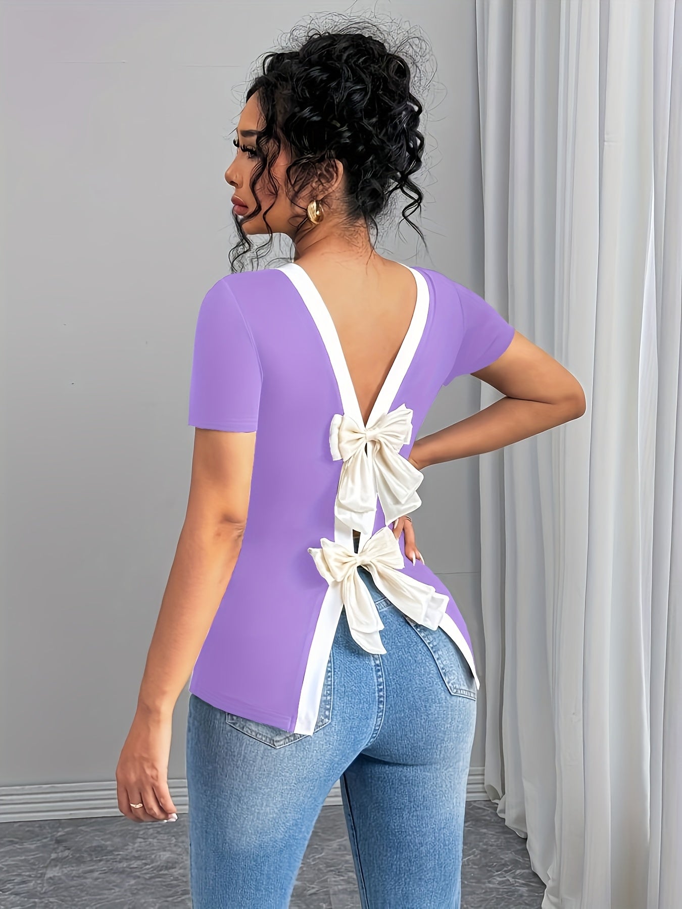 T-Shirt with White Bow Detail