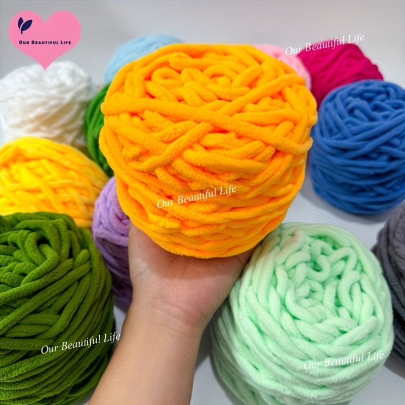 {4pcs} Ultra-Bulky Polyester Yarn
