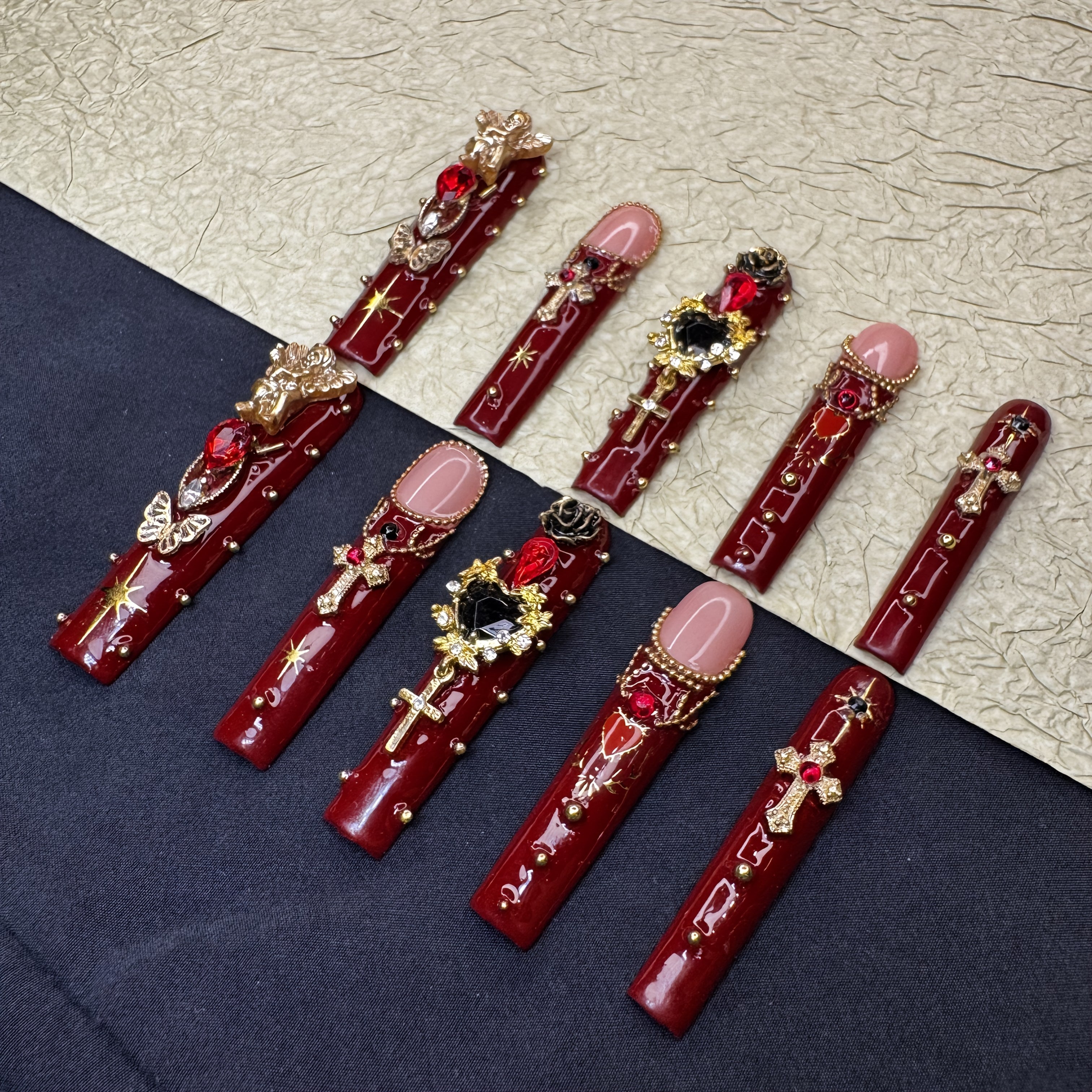 {10pcs} Gothic Press On Nails Set