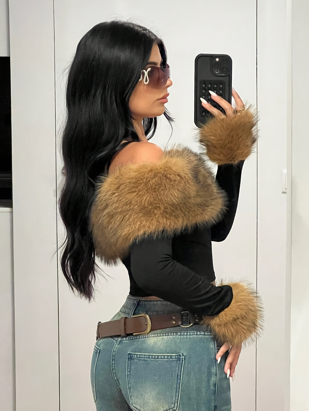 Women'S Elegant Off-Shoulder Long Sleeve T-Shirt - Winter Tops with Fluffy Collar, Chic Cold Weather Blouse for Everyday & Formal Outfits, Non-See-Through Fall/Winter Shirt, Ladies T Shirts, Casual Wear, Offshoulder Top, Soft