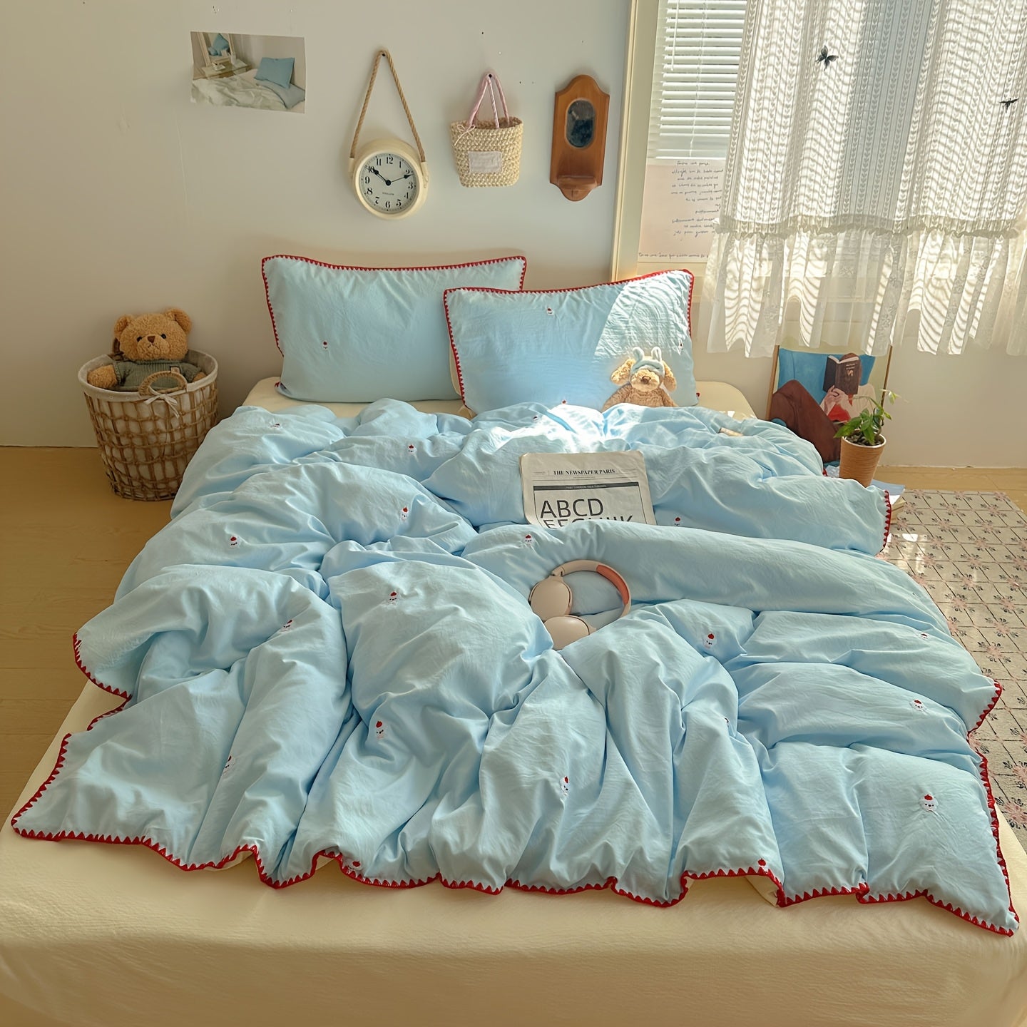{4pcs} Shell-Edge Embroidery Duvet Set