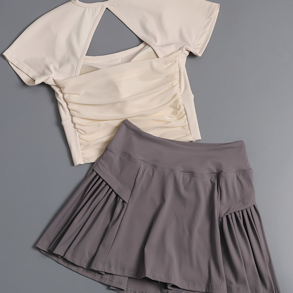 A Stylish Two-Piece Sports Outfit