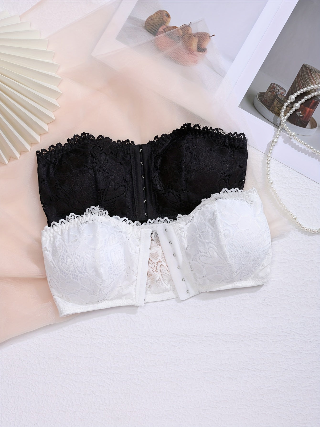 Lace Strapless Bras with Front Closure {2pcs}
