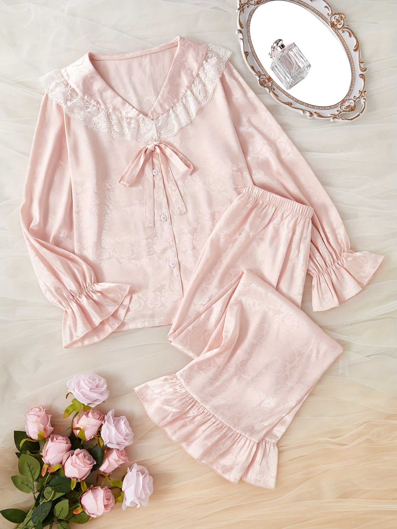 Jacquard Texture Color Block Soft Lace Pajama Set