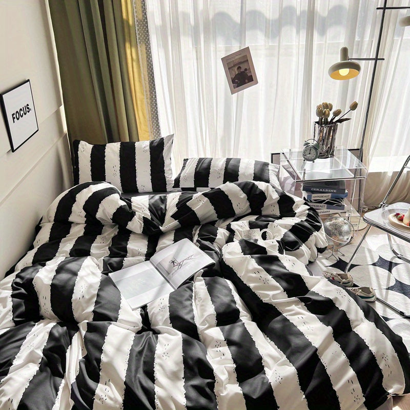Black and White Striped Modern Minimalist Style Duvet Cover Set