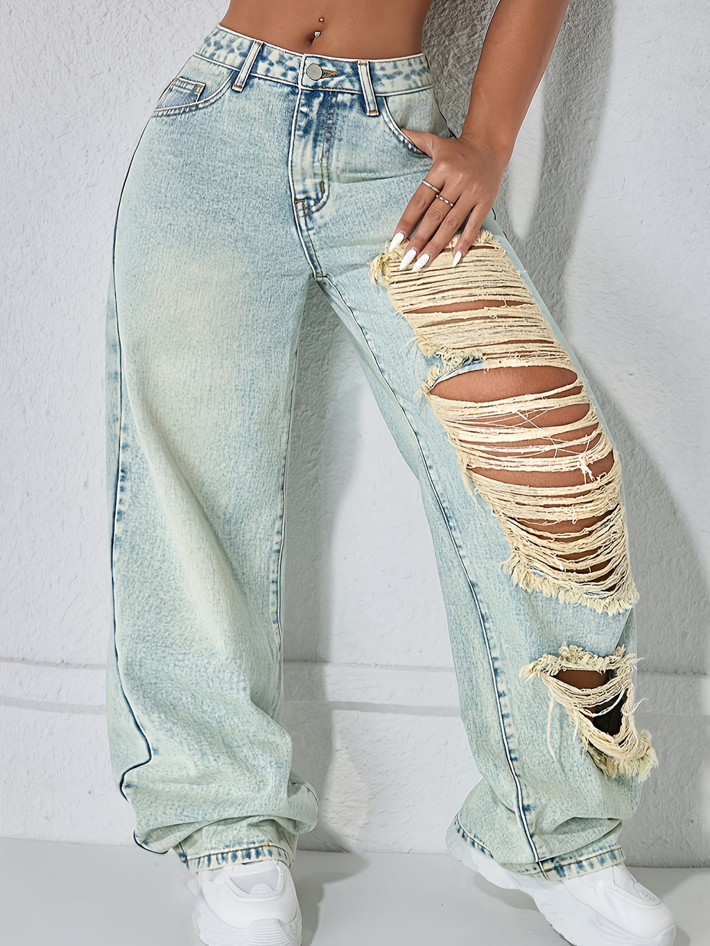 Straight Distressed Jeans