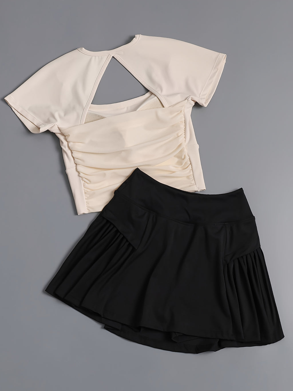 A Stylish Two-Piece Sports Outfit