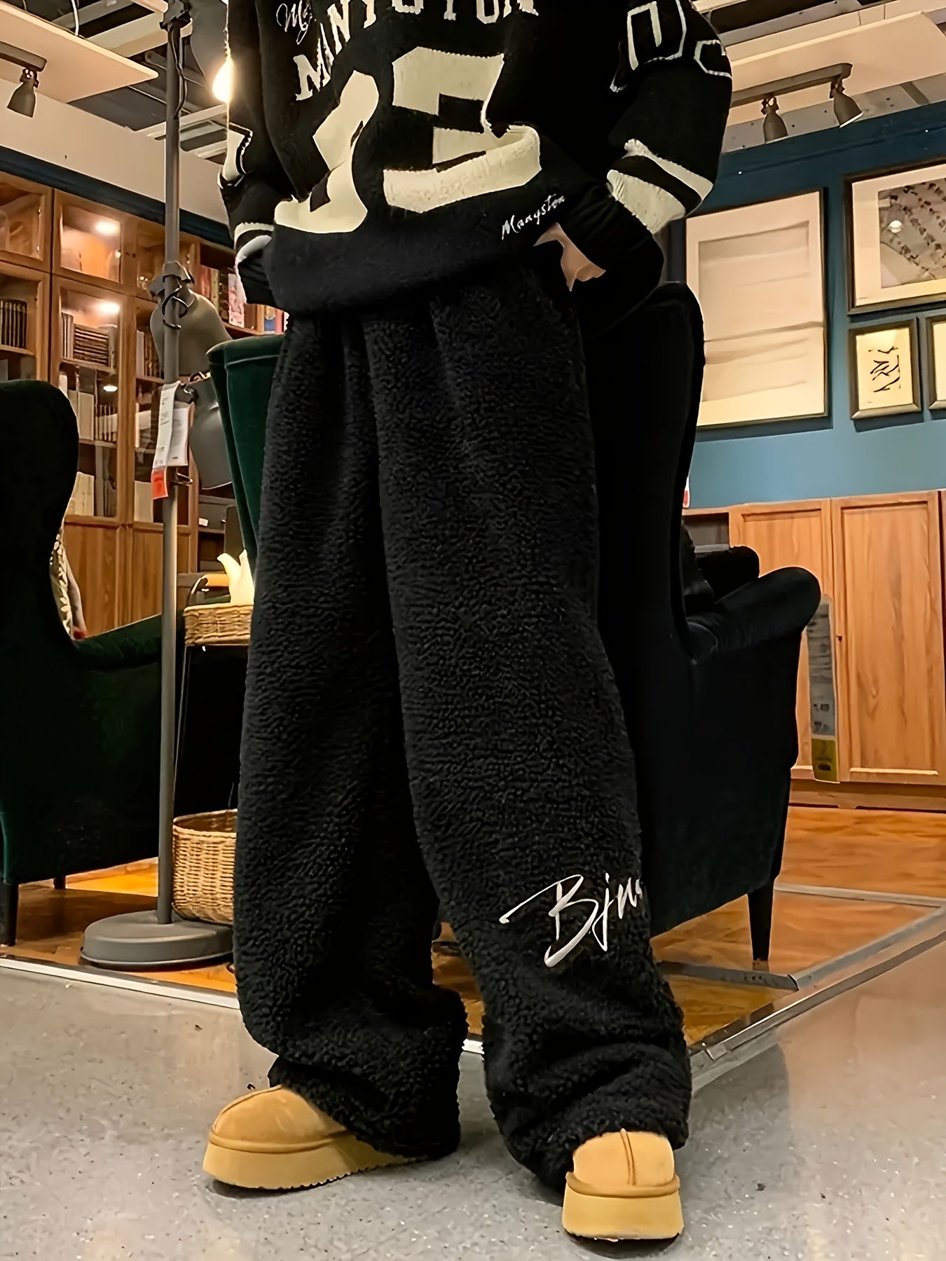 Fleece-Lined Embroidered Casual Pants