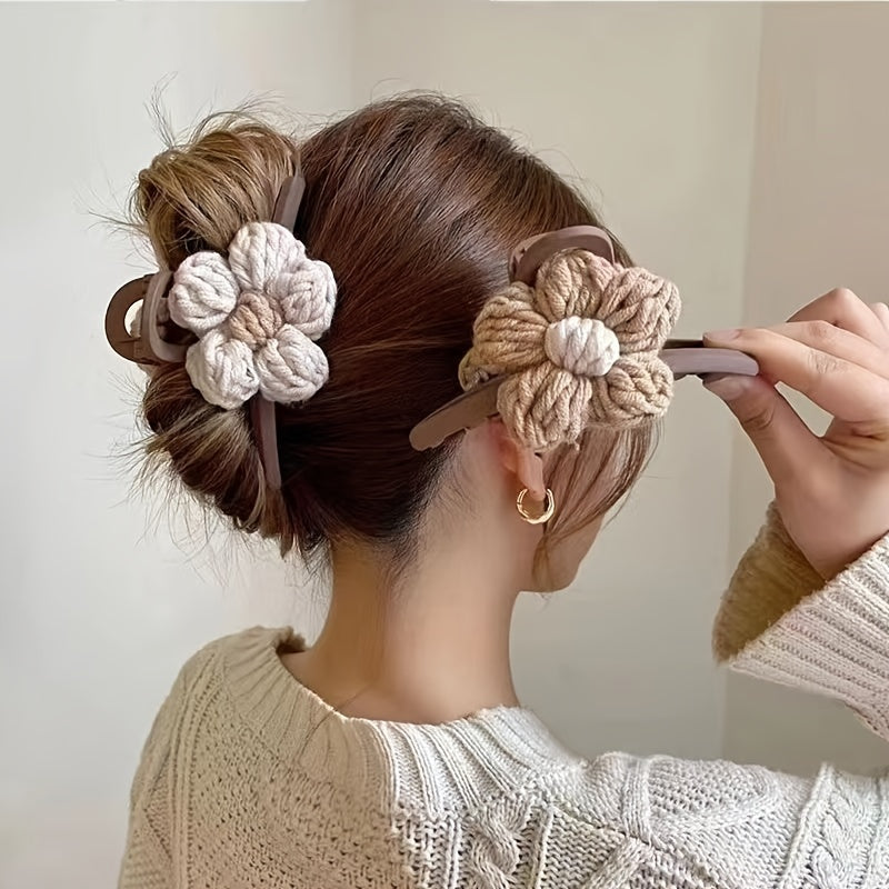 {2pcs} Knitted Floral Hair Claw Clip