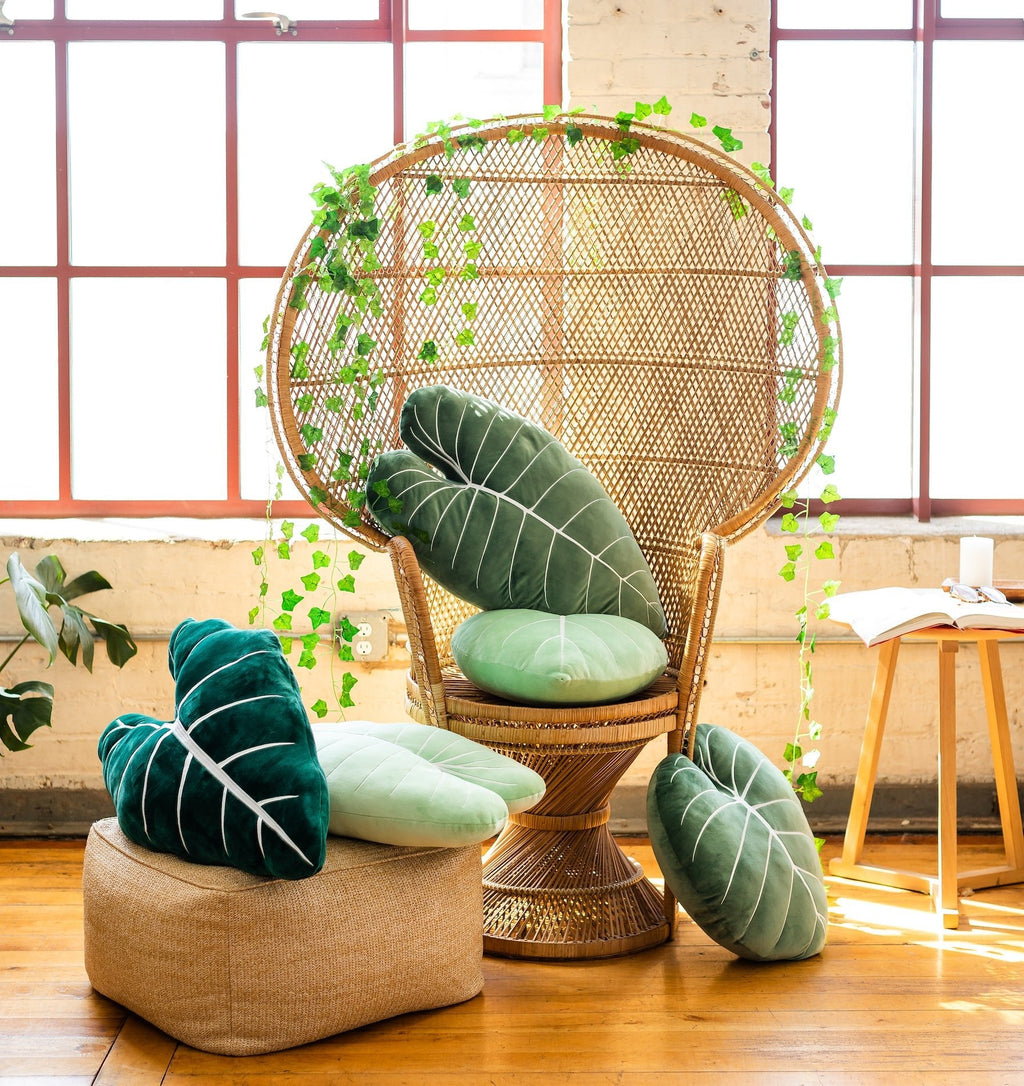 Philodendron Gloriosum Leaf Pillow - Moody Green